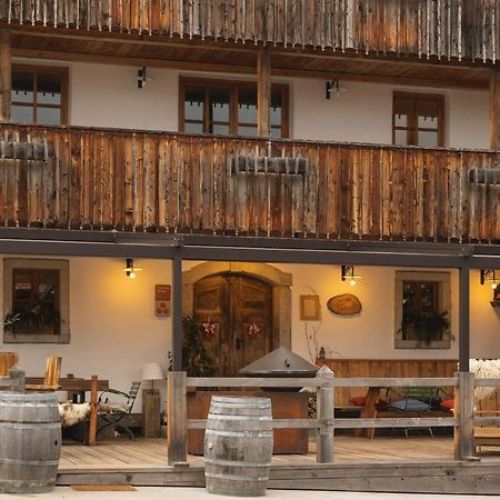 Guesthouse Novak Dvor Bagian luar foto