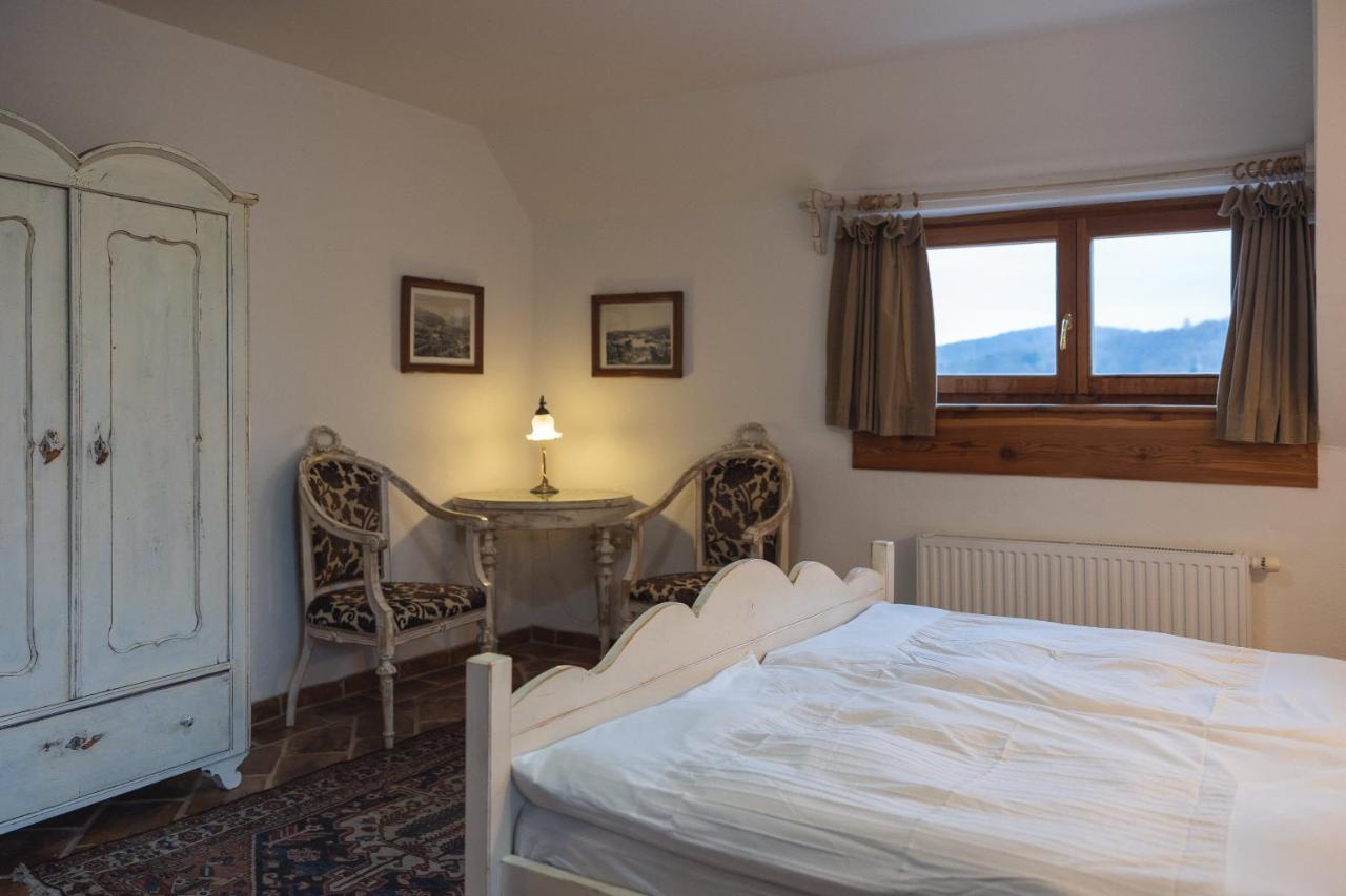 Guesthouse Novak Dvor Bagian luar foto