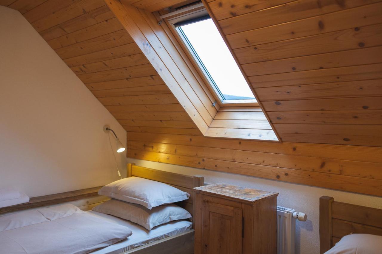 Guesthouse Novak Dvor Bagian luar foto