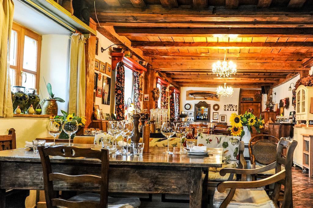 Guesthouse Novak Dvor Bagian luar foto